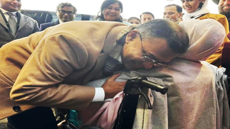 মাকে পেয়ে তারেক রহমান আবেগাপ্লুত!
