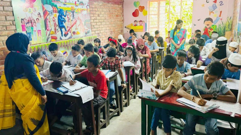 স্টুডেন্ট ফাউন্ডেশন কর্তৃক আয়োজিত "স্টুডেন্ট মেধা বৃত্তি ২০২৫" অনুষ্ঠিত