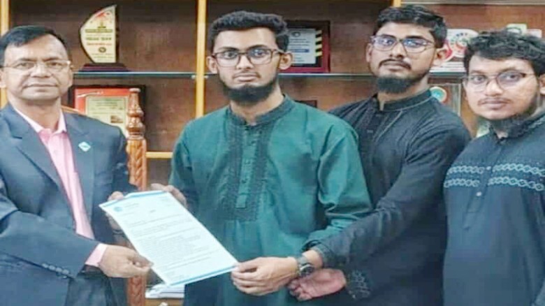বুলবুল কলেজে ১২ দফা দাবিতে ছাত্রশিবিরের স্মারকলিপি প্রদান