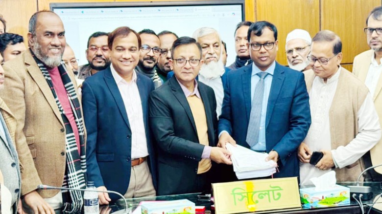 সিলেট-১ আসনে মনোনয়নপত্র জমা দিলেন খন্দকার আব্দুল মুক্তাদির