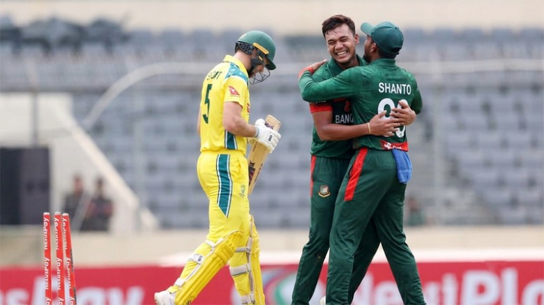 মিরপুরে অজিদের দুঃস্বপ্নের শুরু, শূন্য রানে তিন উইকেট হারিয়ে ইতিহাসে অস্ট্রেলিয়া
