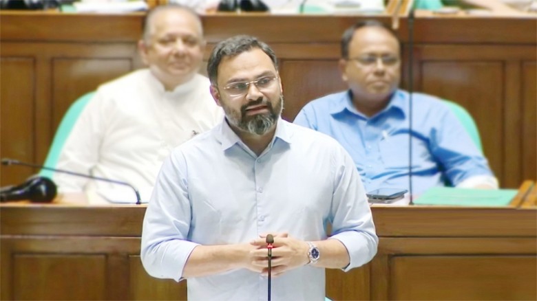 বিশ্বকাপ ঘিরে সহিংসতায় ১০ প্রাণহানি, সংযমের আহ্বান ক্রীড়া প্রতিমন্ত্রীর