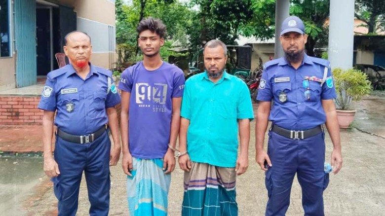 হোসেনপুরে মসজিদ থেকে ১৭ সিলিং ফ্যান চুরি, রহস্য উদঘাটনে আটক ২
