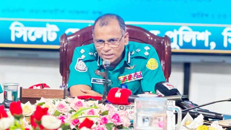 জনবান্ধব পুলিশিংয়ে গুরুত্ব, আইন-শৃঙ্খলা উন্নয়নে নতুন পরিকল্পনা এসএমপির