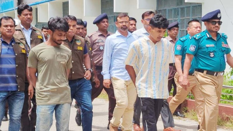রংপুরে একই পরিবারের চারজনকে হত্যা, ২ জনকে গ্রেপ্তার করেছে পুলিশ