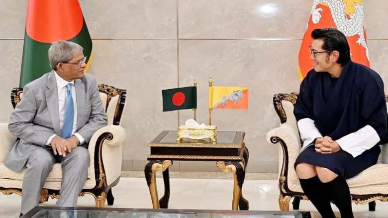 রাষ্ট্রপতির সঙ্গে ভুটানের রাজার বৈঠক, সহযোগিতা বাড়ানোর আলোচনা
