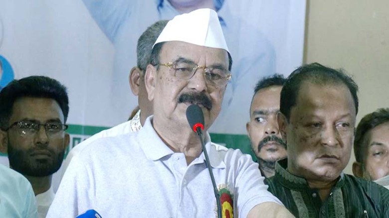 অর্থনীতিসহ দেশের সমস্যা সমাধানে সরকার সফল হবে : গয়েশ্বর