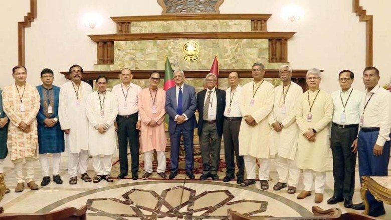 কক্সবাজারে বিশেষায়িত বিশ্ববিদ্যালয় প্রতিষ্ঠায় প্রধানমন্ত্রীর নির্দেশ