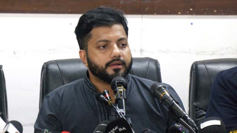 প্রতিমন্ত্রী ইশরাক হোসেনের পদত্যাগপত্র গ্রহণ করলেন রাষ্ট্রপতি, প্রজ্ঞাপন জারি
